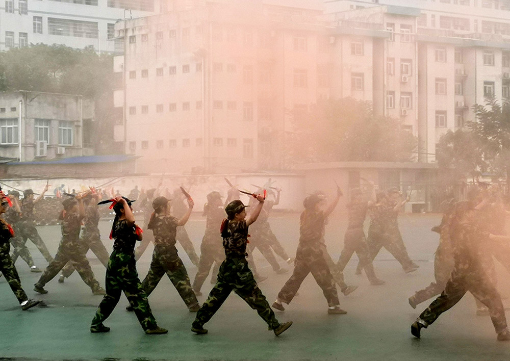 衡阳幼高专举行2021级新生军训汇报表演暨总结表彰大会 衡阳幼高专举行2021级新生军训汇报表演暨总结表彰大会