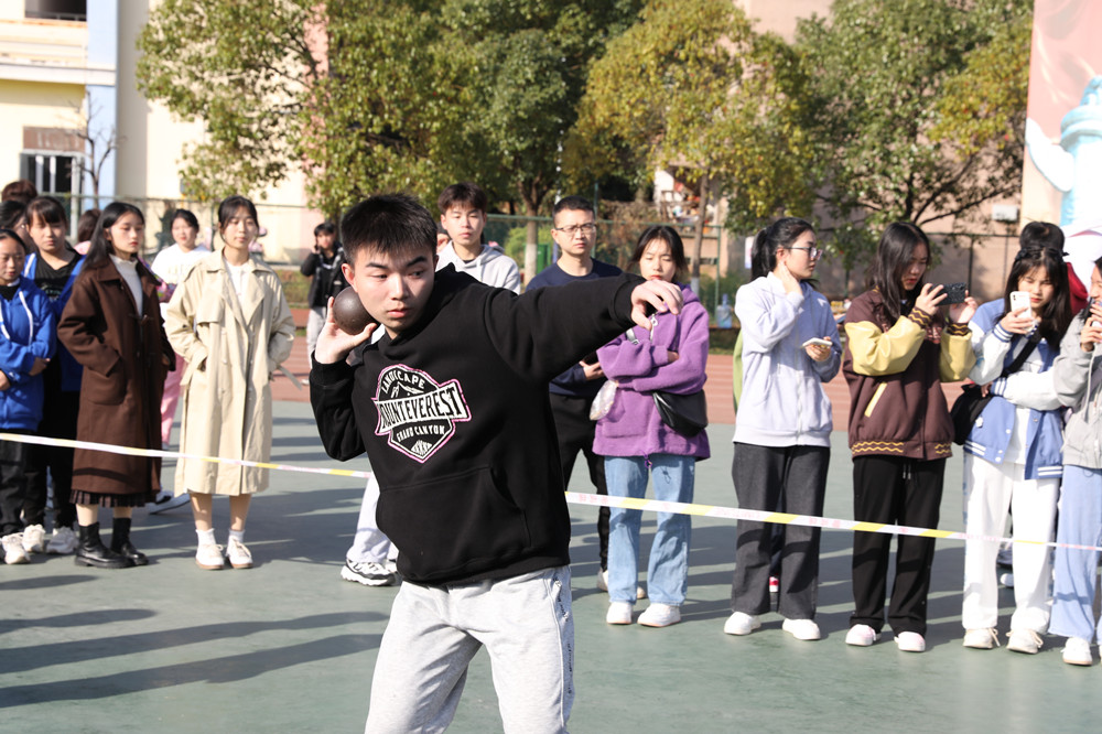 衡阳幼高专举办第二届田径运动会 衡阳幼高专举办第二届田径运动会