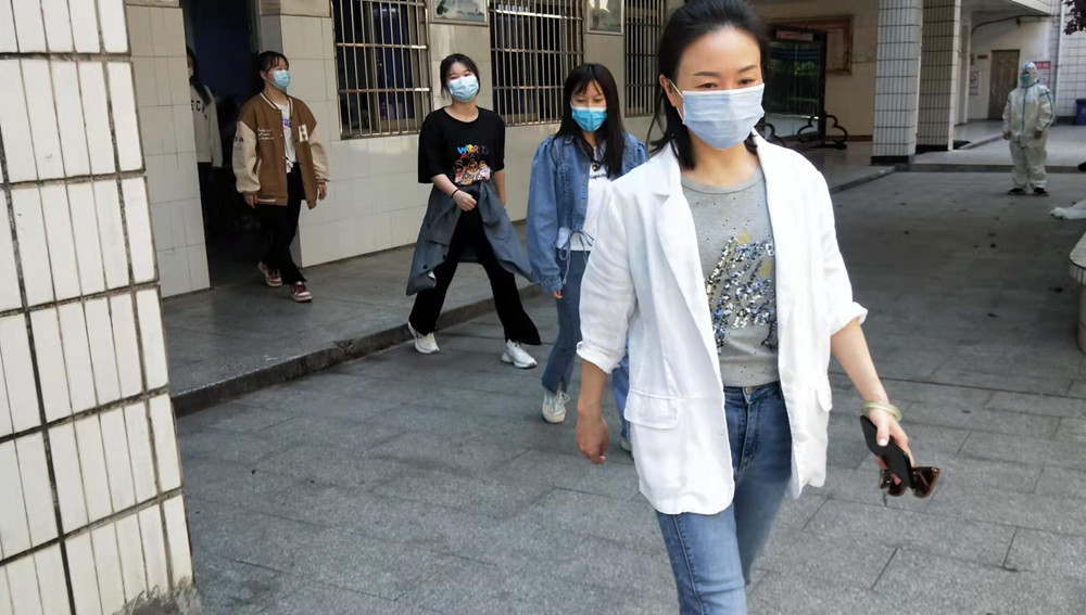 抓好防疫实战演练 筑牢校园安全防线 ——衡阳幼师艺校校区举行疫情防控应急演练活动 抓好防疫实战演练 筑牢校园安全防线 ——衡阳幼师艺校校区举行疫情防控应急演练活动