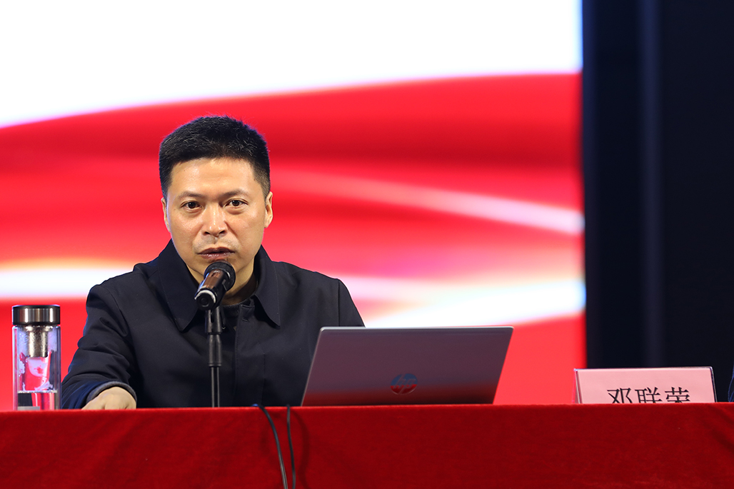 买球赛的app官网召开学习贯彻 党的二十大精神省委宣讲团报告会