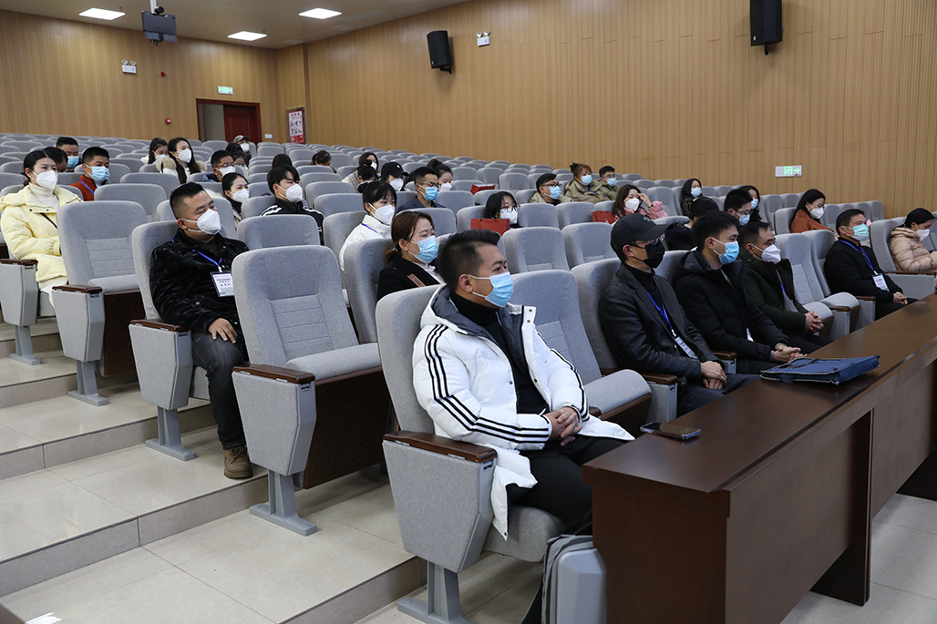 买球赛的app官网举行2023届毕业生供需见面会